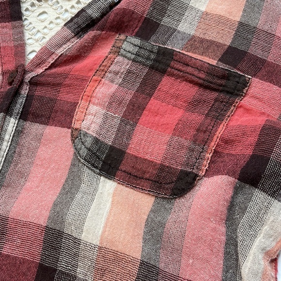 We The Free Mixed Media Plaid and Crocheted Button Down Size XS - Picture 4 of 9